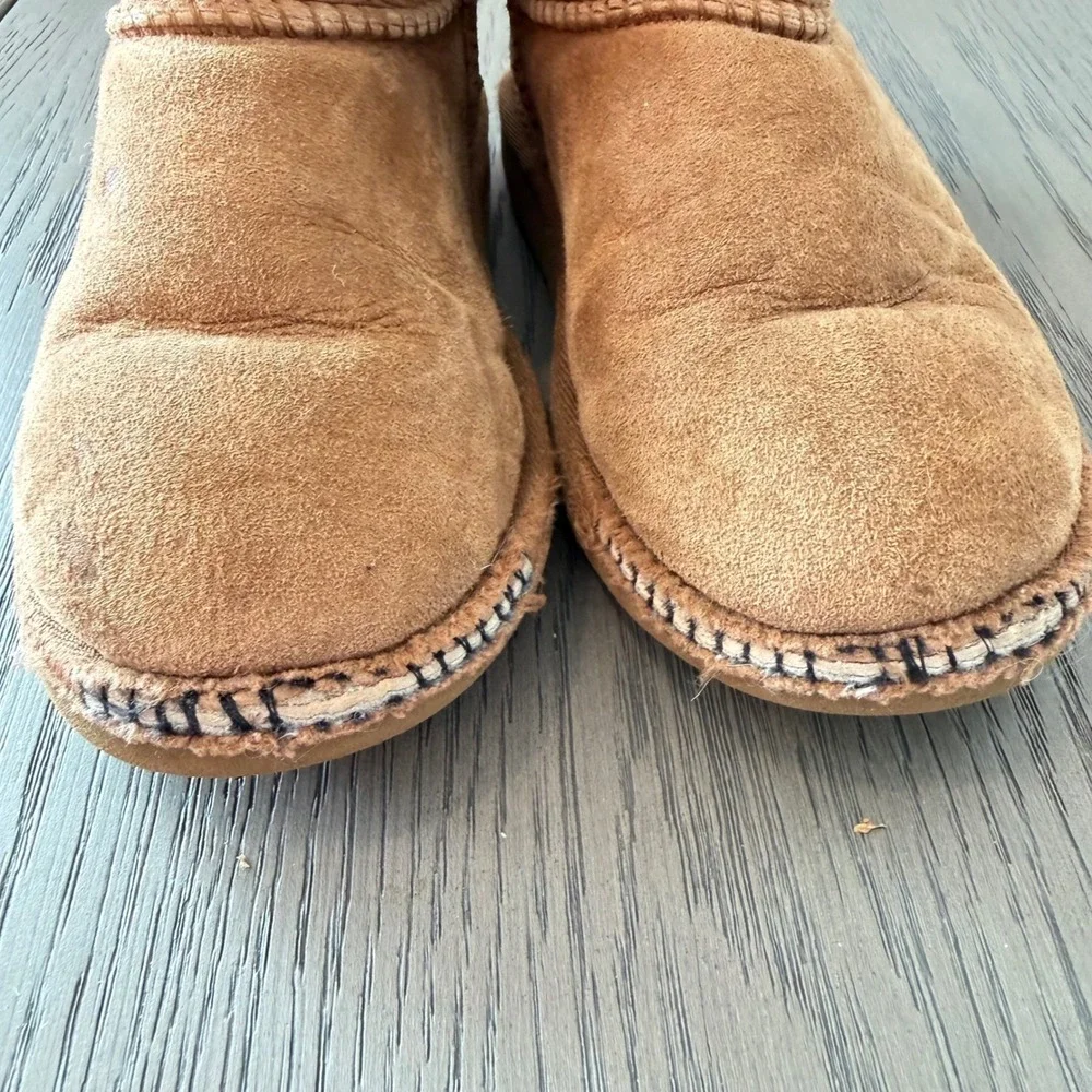 UGG Australia Kids Classic Short Suede Boots‎ Chestnut Brown 5251T Size 12